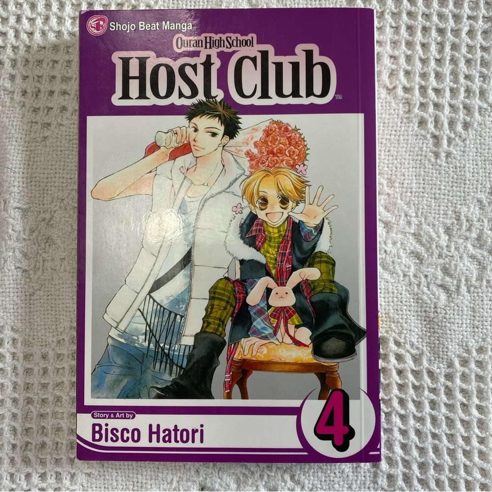 Shojo Beat Manga Ouran High School Host Club 4 by Bisco Hatori